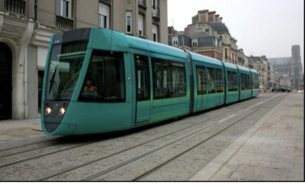 Charmant Studio Proche Gare Centre, Centre Ville Et Lycee Roosevelt Reims Zewnętrze zdjęcie